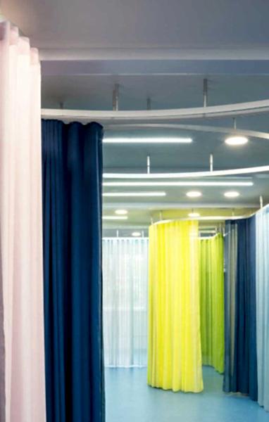 Шторы для школ и детских садов на заказ в Алматы от салона Belladone по выгодной стоимости.