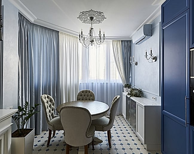 Шторы на круглые окна