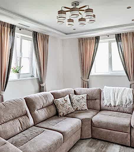 Шторы на круглые окна