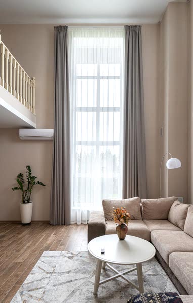 Шторы в коридор на заказ в Алматы и области - пошив штор для прихожей и частных домов по выгодной цене от компании Belladone.