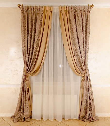 Шторы на круглые окна