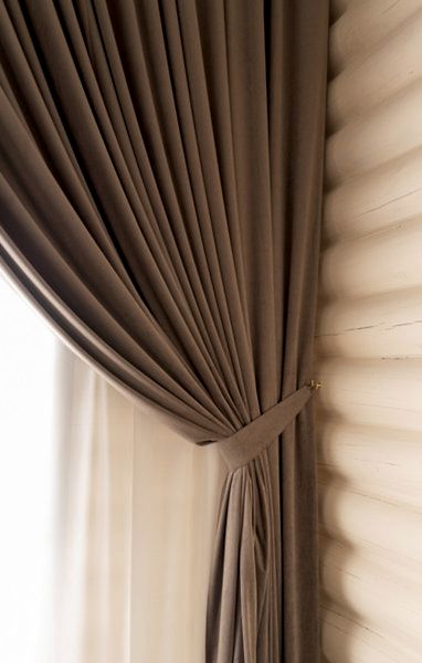 Шторы в коридор на заказ в Алматы и области - пошив штор для прихожей и частных домов по выгодной цене от компании Belladone.