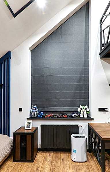 Шторы на треугольные окна по выгодной цене в Алматы и области - пошив дизайнерских штор на треугольные окна от компании Belladone.