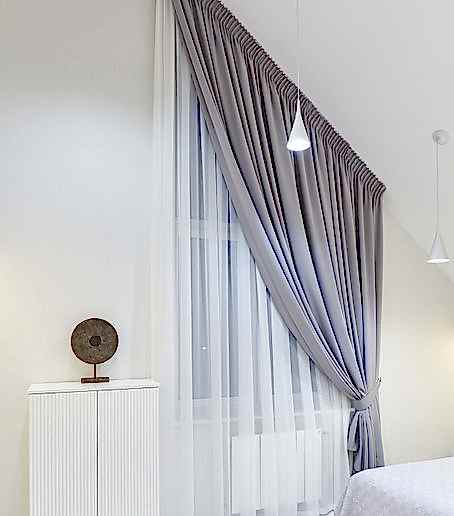 Шторы на круглые окна